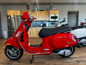 ASSEMBLE NEW Vespas GTS Super 300 SportNew Scooter Moped Motorcycle