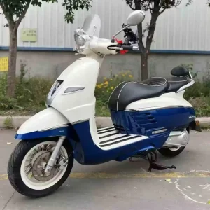 CF Gas Scooter for Adults 50-100CC 60V 72V Guanggong China Commute and Leisure