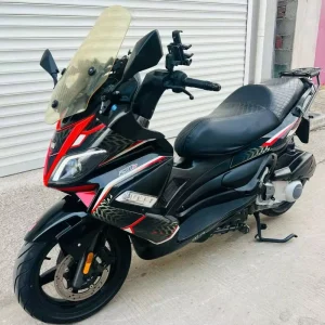 DOT EPA Approved 200 400cc Adult Gas Scooter Petrol Motorbike with >80km h Air Cooling