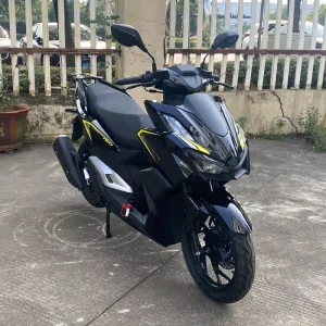 EEC EPA Certificate Vario125CC 150CC Gasoline Scooters Air Cooled Engine Max Speed 85km/h CDI Powerful Motos a Essence on Road