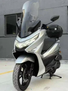 Haojue UHR 150cc Gas Scooter with Water Cooled Engine 105kmh Speed Adults Motorcycle Dual Disc Brake CN/JIA