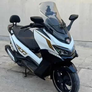 NVX 150cc Gas Scooter with 4 Stroke Water Cooled Engine 105km/h Max Speed Dual Disc Brake Guanggong China