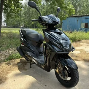 Pre owned Yamaha Shangling 125cc Gas Scooter Durable Petrol Pedal Motorcycle Adult Street Scooter