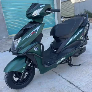 Second hand Gas Scooter 125cc Pedal Fuel Efficient 90% New JYM125 7 Made in Mainland China