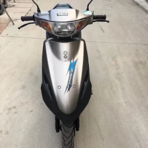 Second-hand Yamaha 100CC Gasoline Scooters for Adults Dashboard Moped Bikes with Effective Brake and >80km/h Max Speed