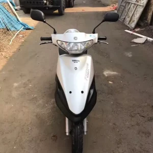 Second hand Yamaha Fuxi Qiao Ge 100Cc Four Stroke Gas Scooter Unisex Fuel Efficient China Motos a Gasolina