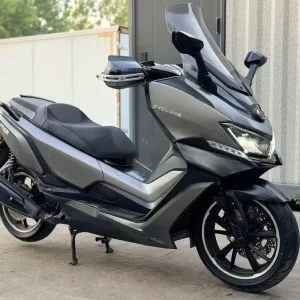 Secool RT3 Maxi Scooter 250cc Water Cooled EFI Fuel Efficient Powerful Durable Gas Motorcycle China Made