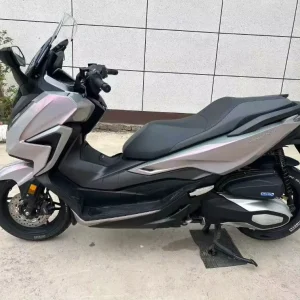 Used Forza 350 Maxi Scooter Excellent Condition 350cc Liquid cooled Engine Fully Functional