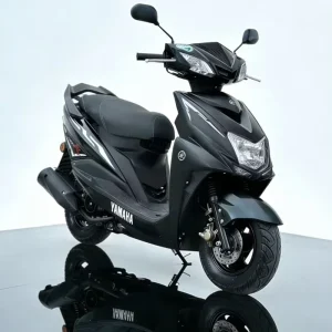 Used Gas Scooter 125cc Fuel Efficient 4-Stroke Engine Comfortable City Commute Durable Adult Moped