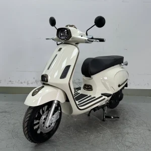 Vintage Gasoline Scooter 25KPH Limited Retro 45km h 50CC Retro Gas Motorcycle EEC COC Certificated