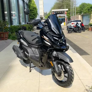 YIZHU High Speed TANK PRO 150CC Gasoline Motorcycle Air Cooled Engine Disc Brake Max Speed 85km/h Black Gas Scooter on Sale